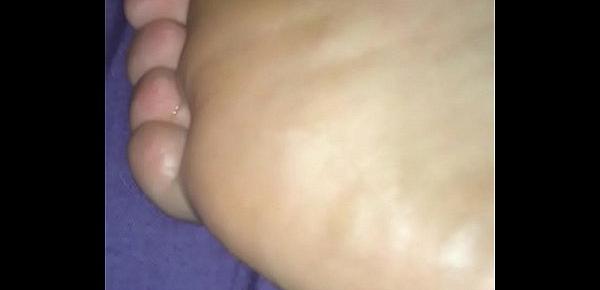  Cum toes
